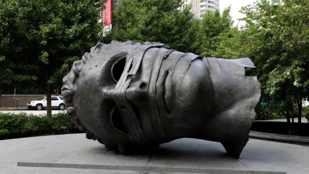 Pracownia Igora Mitoraja w Pietrasanta: Odkryj serce jego sztuki