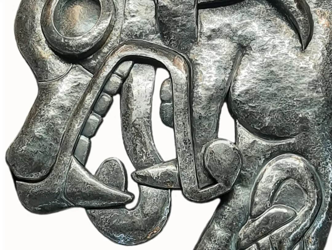 Rzeźba z metalu: przewodnik po technikach, materiałach i wyborze dzieła